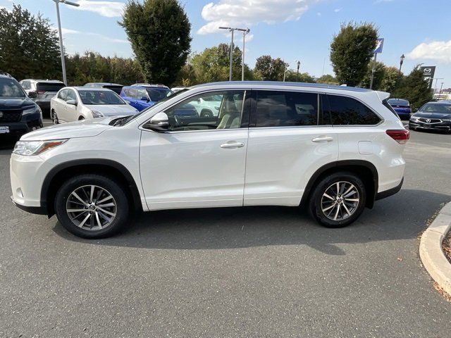 2018 Toyota Highlander 