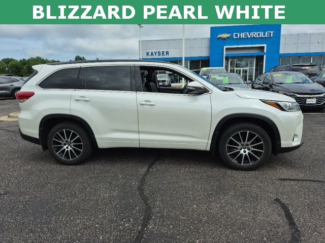 2018 Toyota Highlander SE