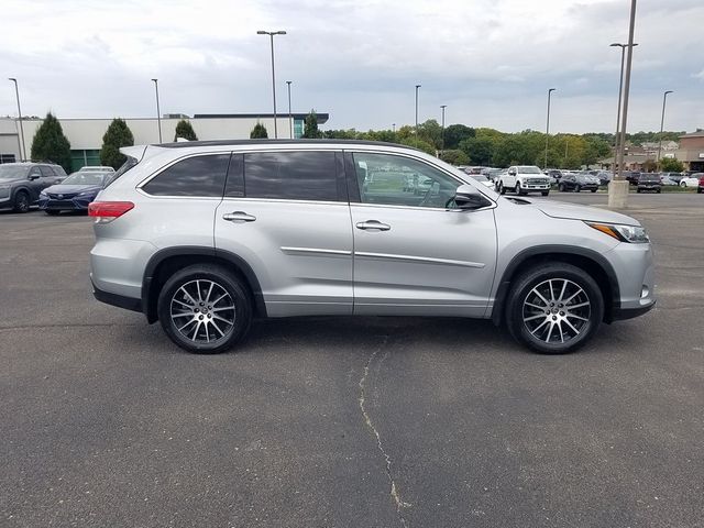 2018 Toyota Highlander SE