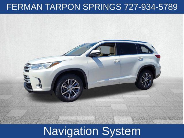 2018 Toyota Highlander SE