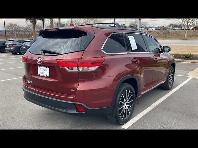 2018 Toyota Highlander SE