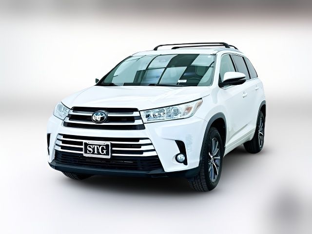 2018 Toyota Highlander 