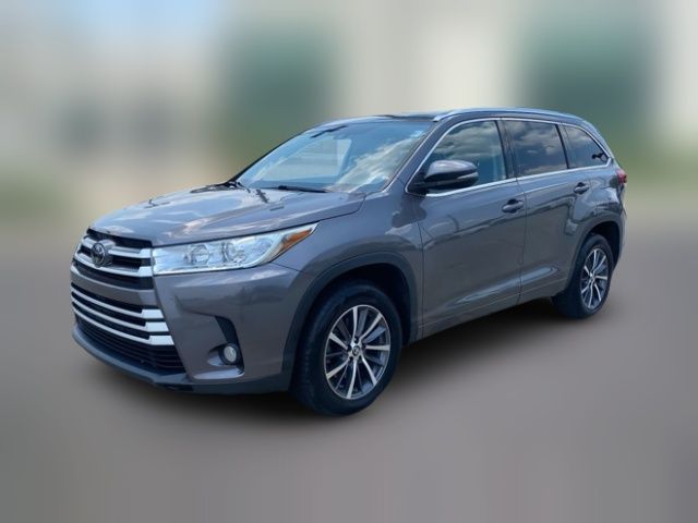 2018 Toyota Highlander 
