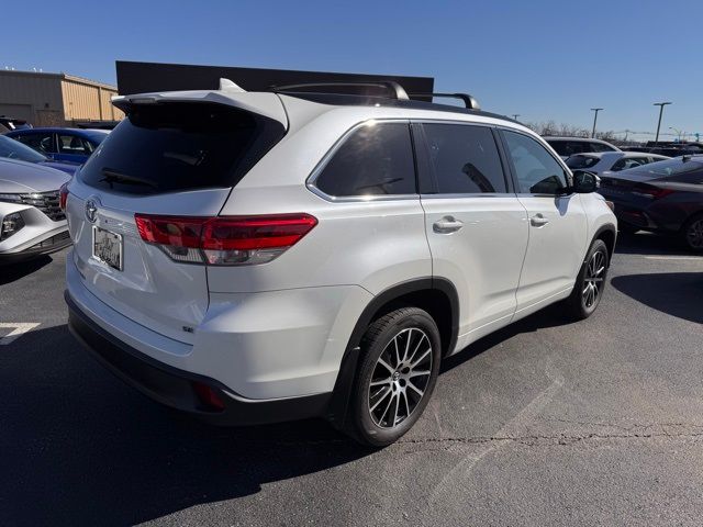 2018 Toyota Highlander SE