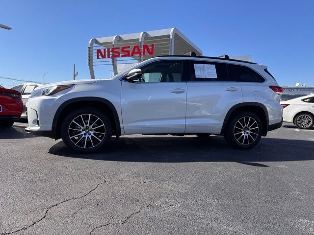 2018 Toyota Highlander SE
