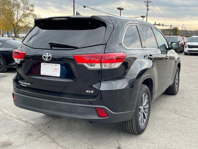 2018 Toyota Highlander SE