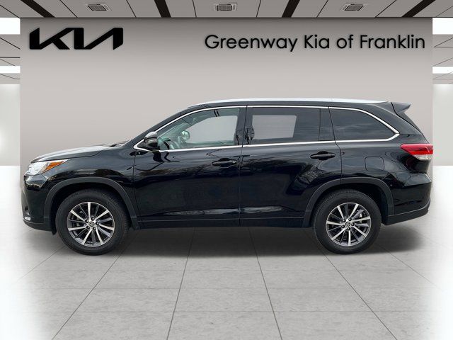 2018 Toyota Highlander SE