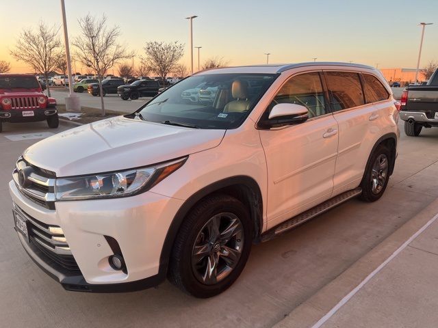 2018 Toyota Highlander 