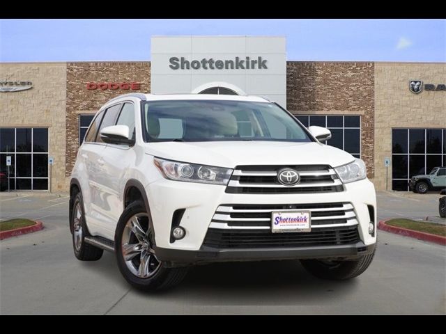 2018 Toyota Highlander 