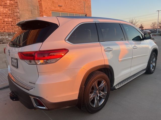 2018 Toyota Highlander 