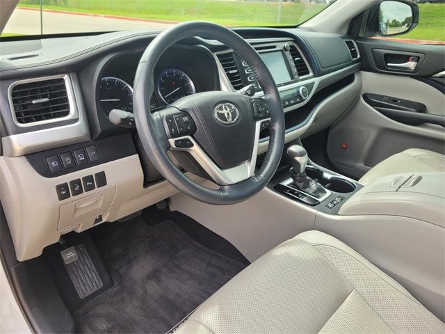 2018 Toyota Highlander Limited Platinum