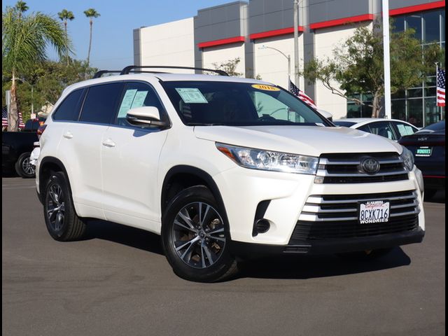 2018 Toyota Highlander LE