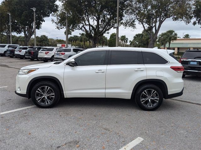 2018 Toyota Highlander LE