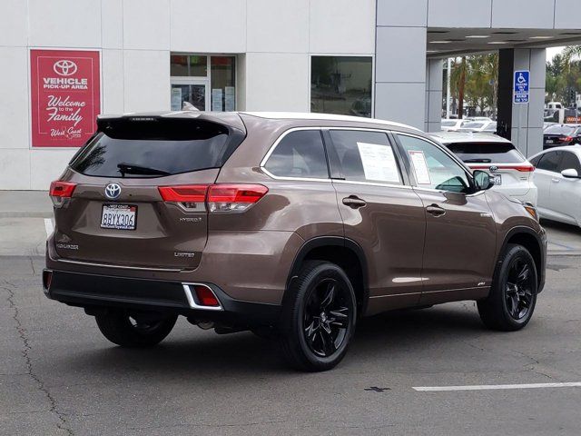 2018 Toyota Highlander 