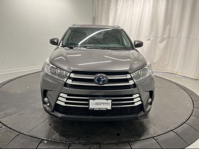 2018 Toyota Highlander Hybrid Limited Platinum