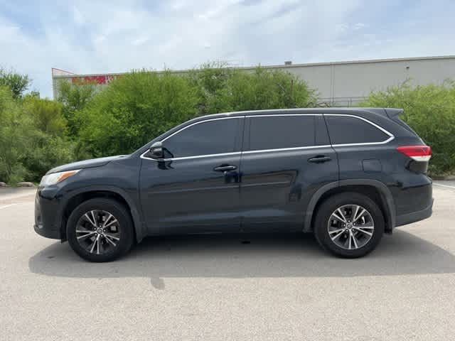2018 Toyota Highlander LE