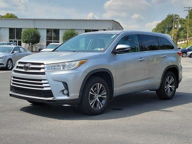 2018 Toyota Highlander LE