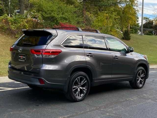 2018 Toyota Highlander LE