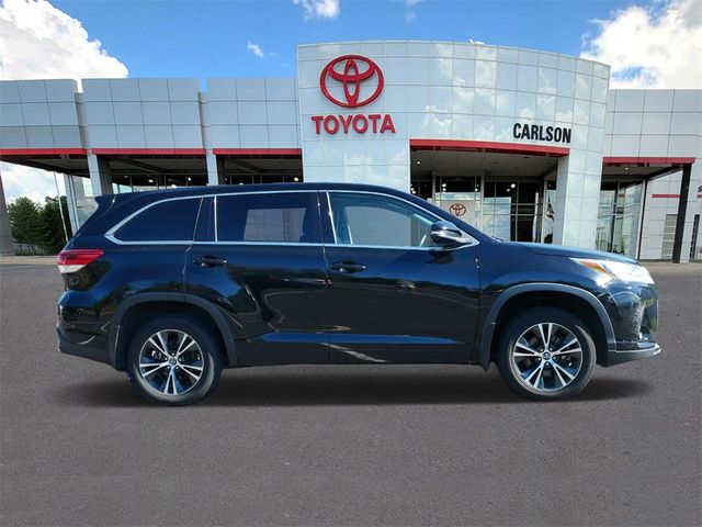 2018 Toyota Highlander LE