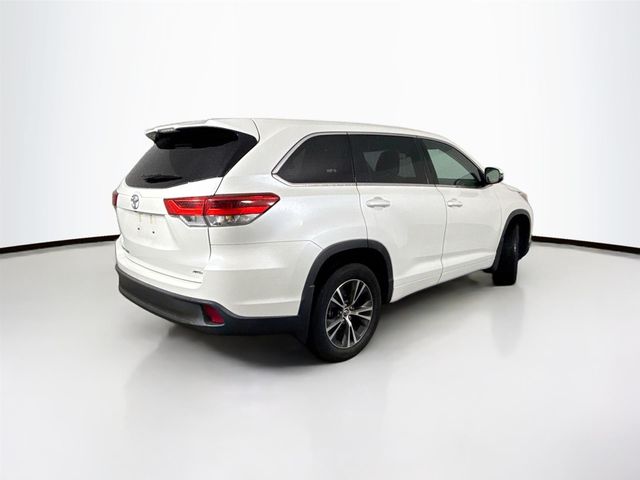 2018 Toyota Highlander LE