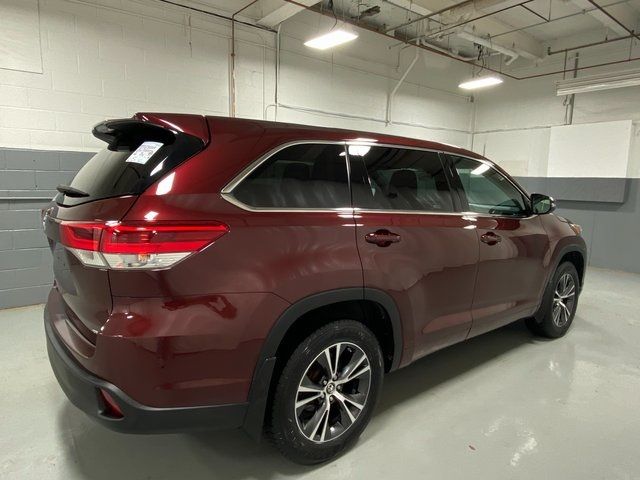 2018 Toyota Highlander LE