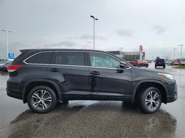 2018 Toyota Highlander LE