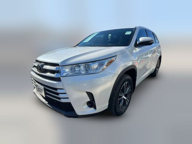 2018 Toyota Highlander LE