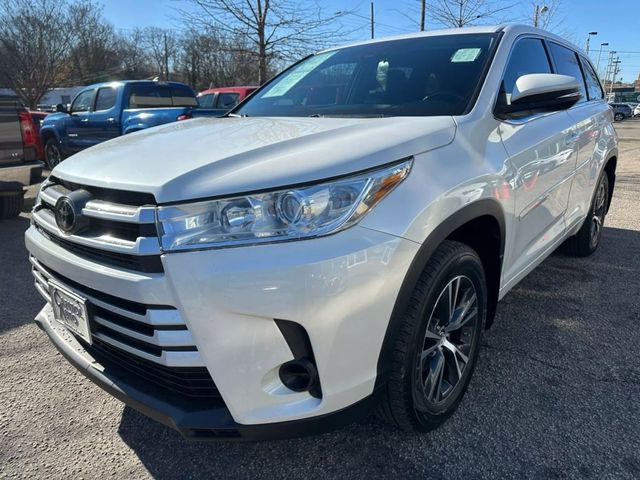 2018 Toyota Highlander LE