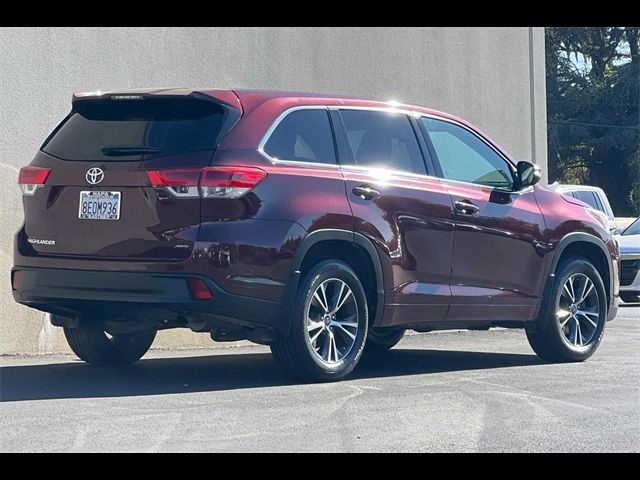 2018 Toyota Highlander LE