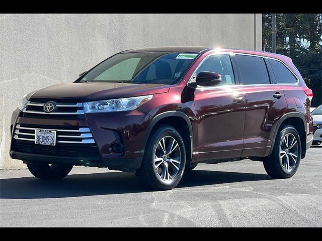 2018 Toyota Highlander LE