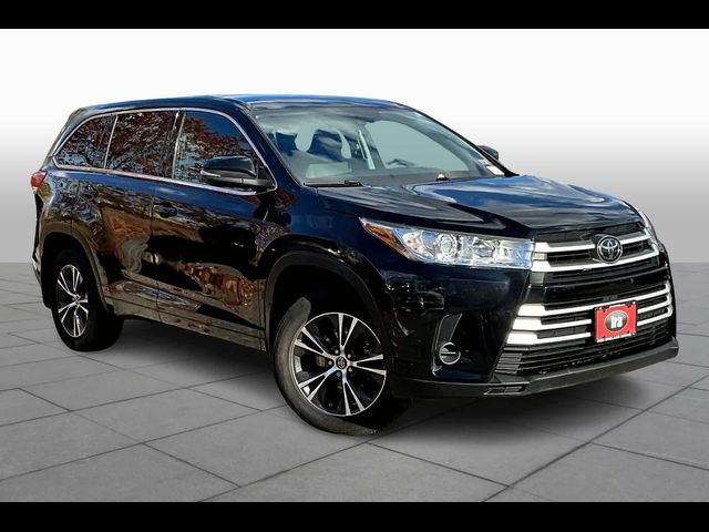 2018 Toyota Highlander LE