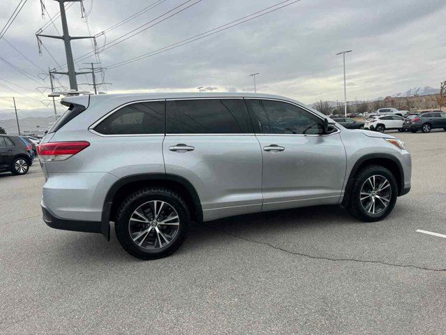 2018 Toyota Highlander LE