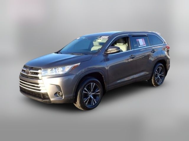 2018 Toyota Highlander LE