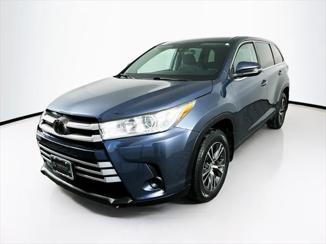 2018 Toyota Highlander LE