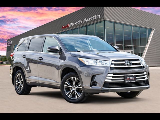 2018 Toyota Highlander 