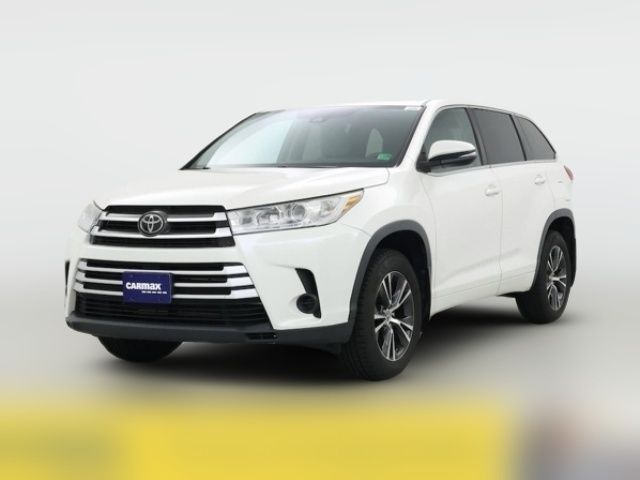 2018 Toyota Highlander LE