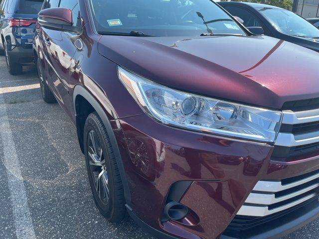 2018 Toyota Highlander LE