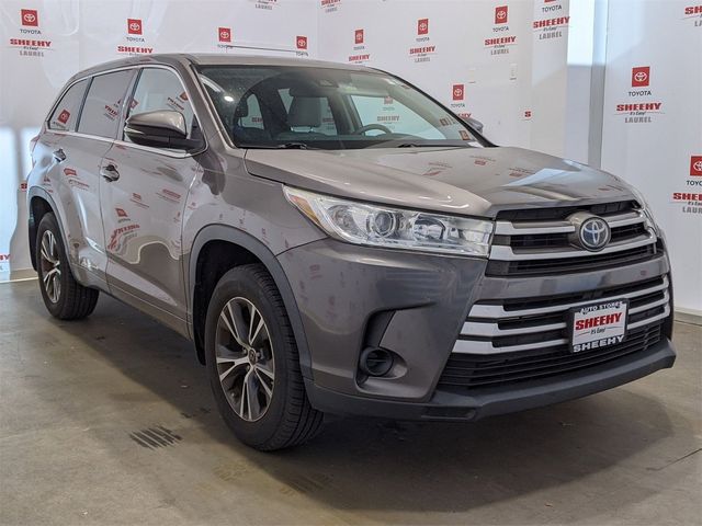 2018 Toyota Highlander LE