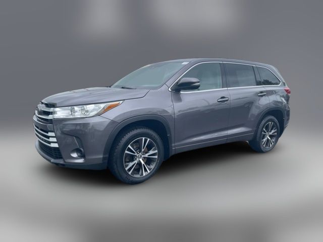 2018 Toyota Highlander LE
