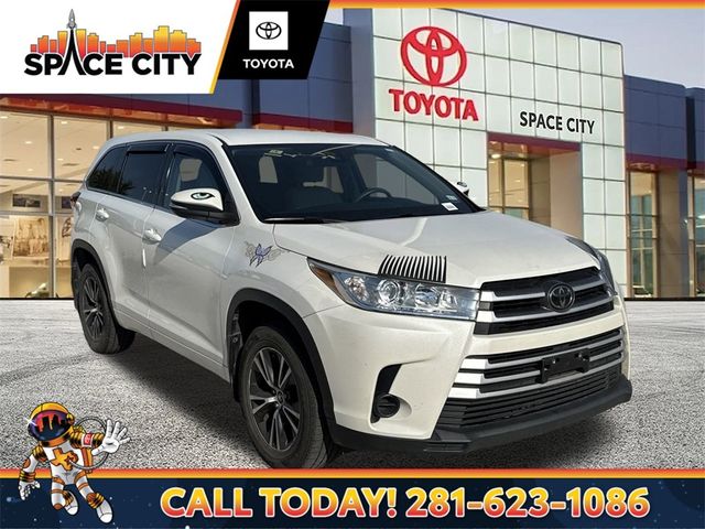 2018 Toyota Highlander LE