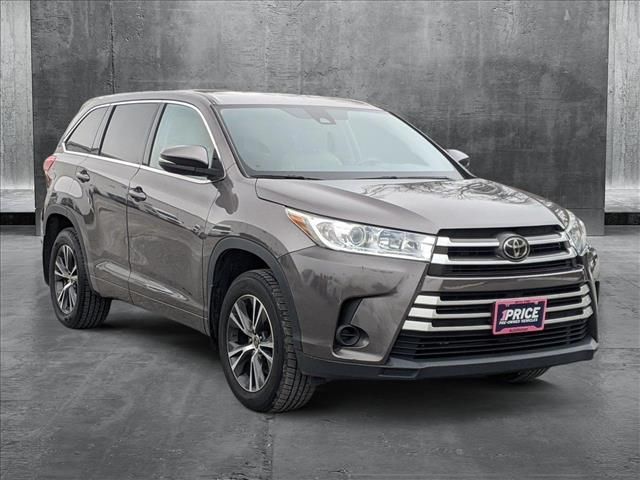 2018 Toyota Highlander LE