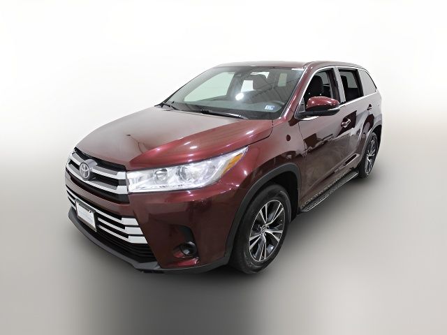 2018 Toyota Highlander LE