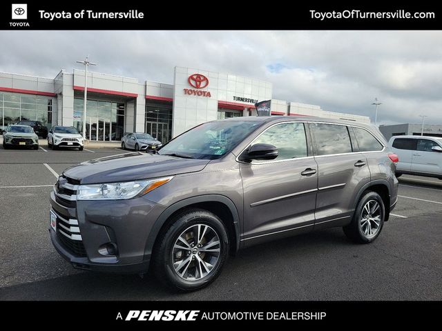 2018 Toyota Highlander LE