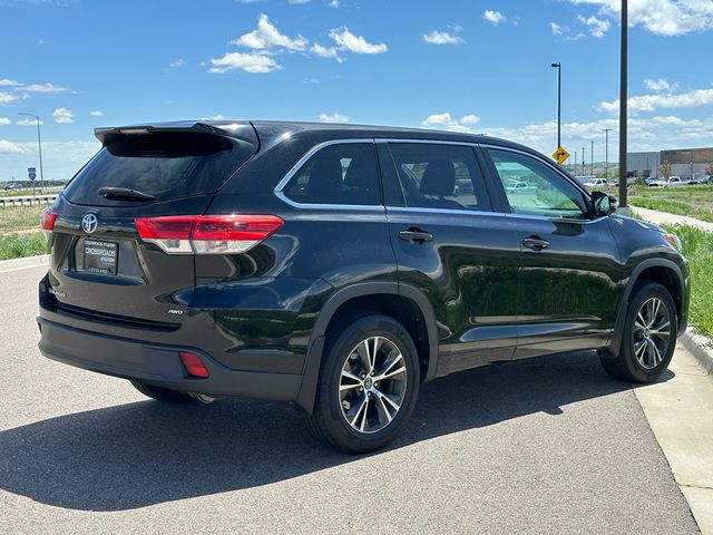 2018 Toyota Highlander LE