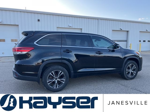 2018 Toyota Highlander LE