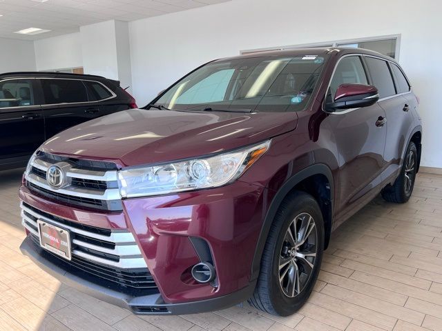 2018 Toyota Highlander LE