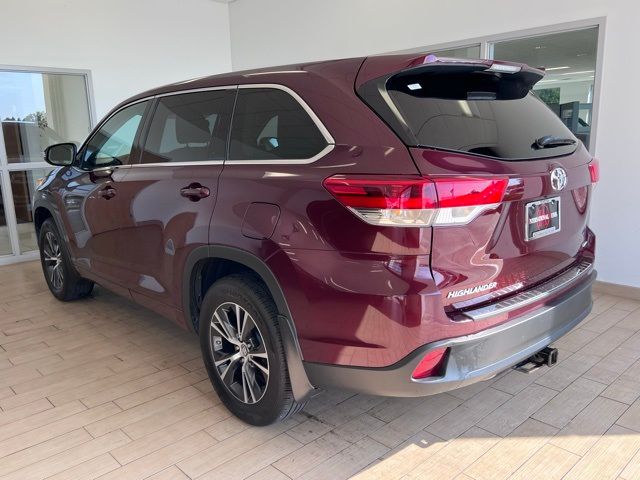 2018 Toyota Highlander LE