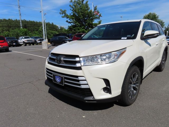 2018 Toyota Highlander LE
