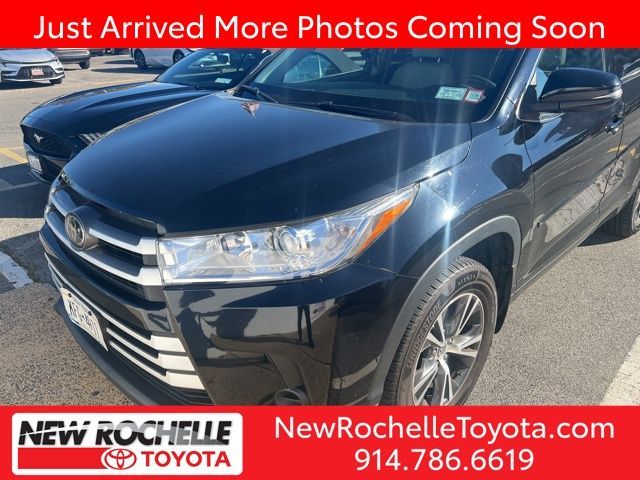 2018 Toyota Highlander LE