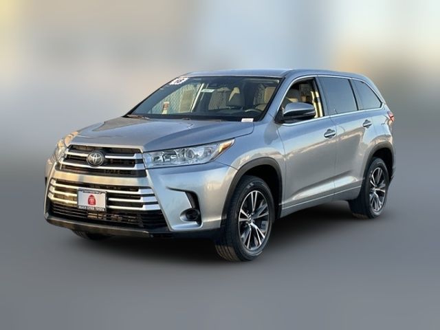 2018 Toyota Highlander LE